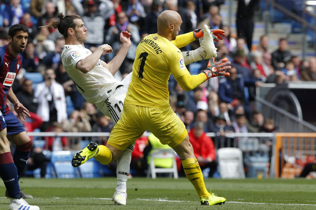 ДМИТРОВИЋ НЕМОЋАН: Реал победио Еибар после преокрета