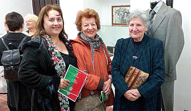 Ко некад у осам