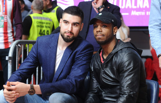 Звезда и у финалној серији без Регланда?