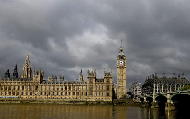 Лондон уводи таксу од 12,5 фунти за старија возила