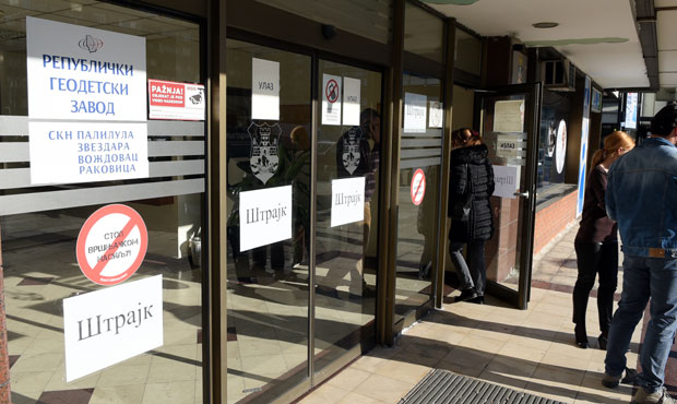 Споразум отвара шалтере Републичког Геодетског Завода 12. априла