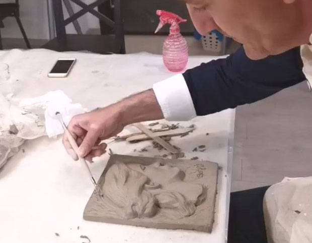 Ћетковић ваја у слободно време