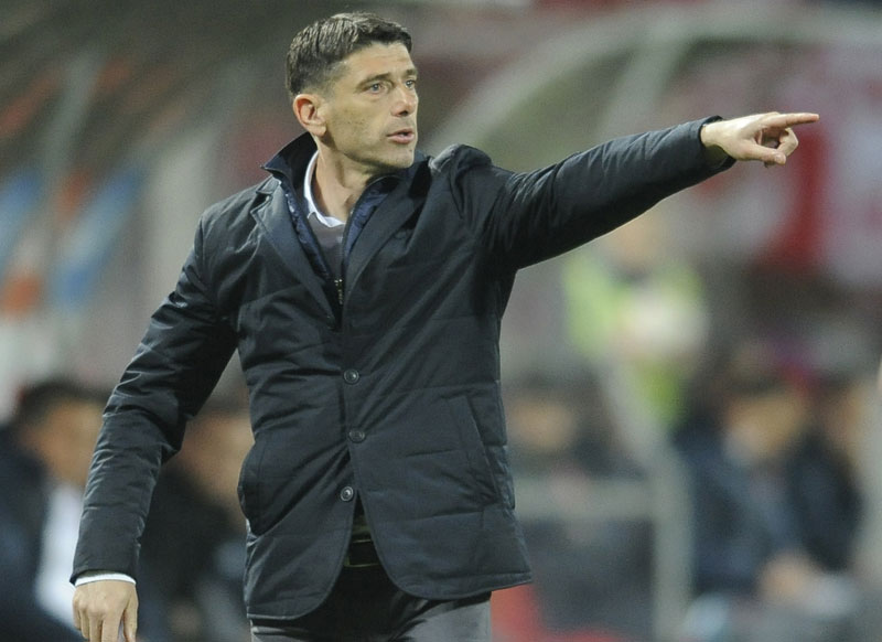 НОВОСАЂАНИ У ПЛЕЈ-ОФУ: Ускочили у последњи воз