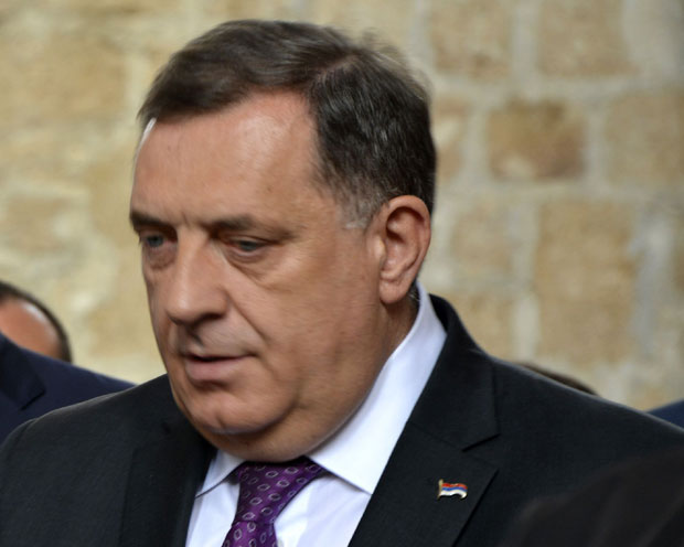 Додик: Срамота ме што сам са Комшићем и Џаферовићем давао обећања у Бриселу