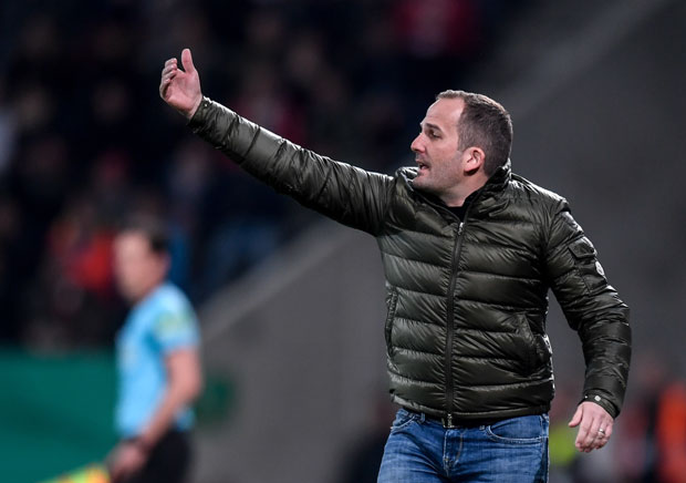 Аугзбург отпустио Баума, Шмит спасилац