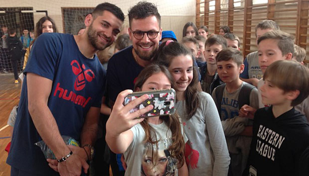 ВРУЋЕ СРЦЕ, ХЛАДНА ГЛАВА: Браћа Илић верују да српски рукометаши могу да изненаде Хрвате 