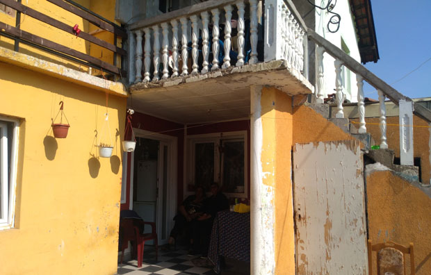 ТРАГЕДИЈА У ПОЖАРЕВЦУ: Девојчица умрла од тровања?