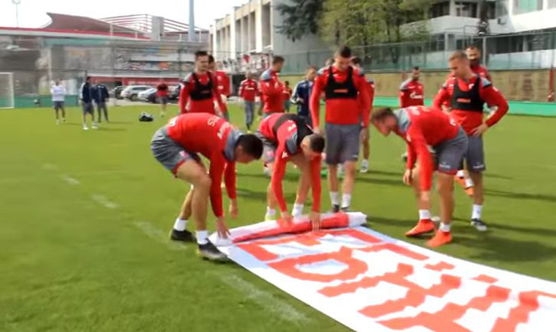 ВИДЕО: Играчи Звезде имају поруку за навијаче