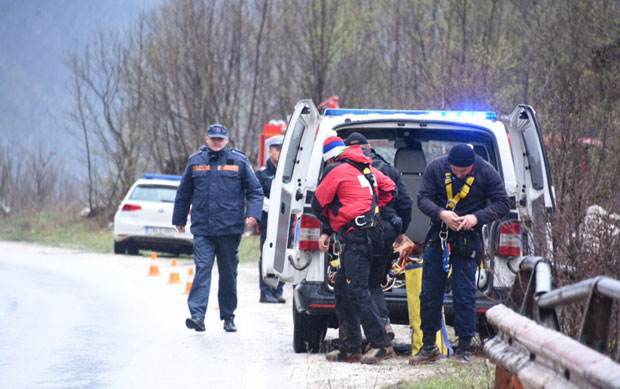 ТРАГЕДИЈУ КОД ЧЕЉИГОВИЋА „ЧЕШЉА“ ИСТРАГА: Тела четворо погинулих на обдукцији