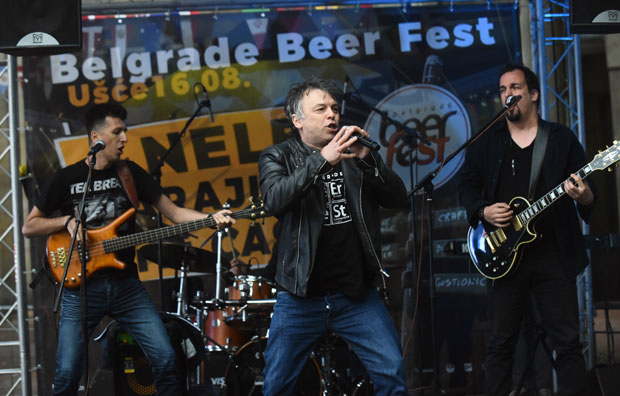 Жестоко загревање за спектакл