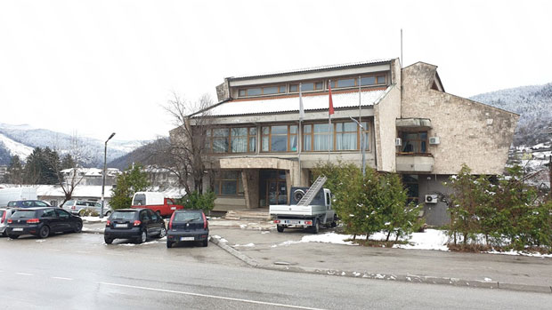 КОРУПЦИЈА У ПРИЈЕПОЉУ: Бившем директору Електродистрибуције продужен притвор