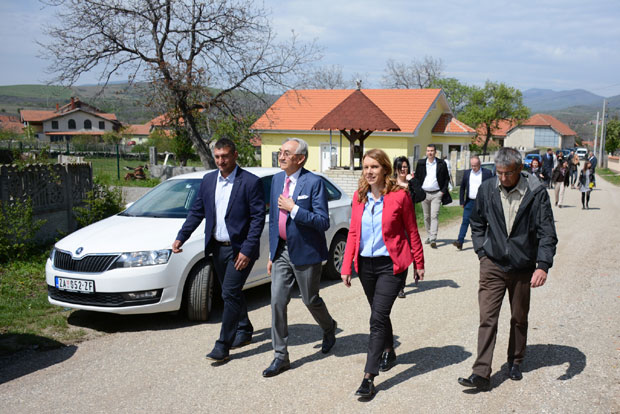 Одобрено 200.000 евра, Делта плаћа камату