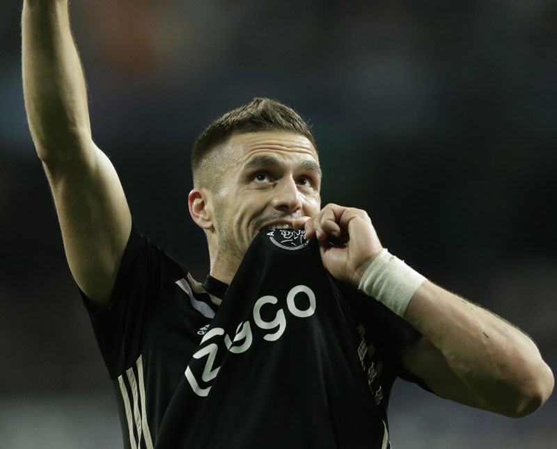 Меси, Тадић, Салах или Сон