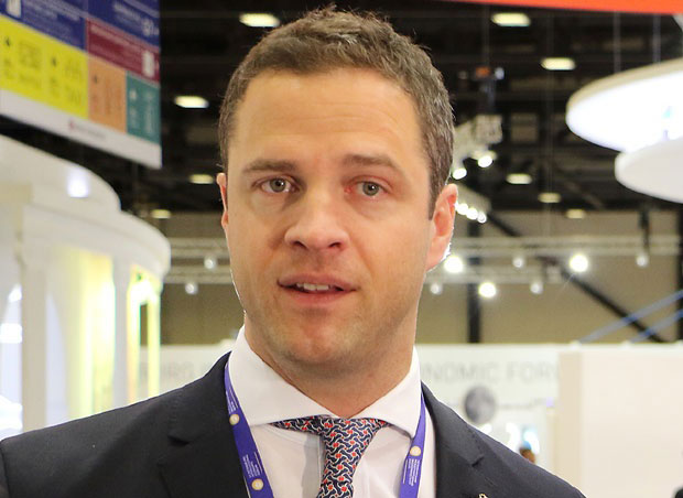 Српски зет чека сина