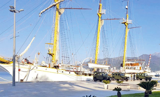 Заплена на „Јадрану“: Понос црногорске морнарице био нарко-такси?!