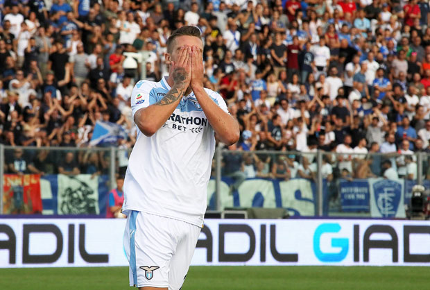 МИЛИНКОВИЋ-САВИЋУ ТЕШКО ПОСЛЕ ЦРВЕНОГ КАРТОНА: Извините, жао ми је