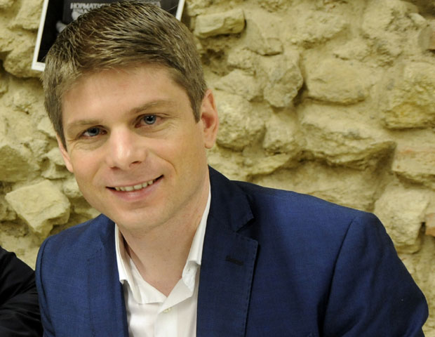 УЧИЛИ И НАУЧИЛИ: Француз и Бразилац знају српски због љубави према Српкињама и према Србији