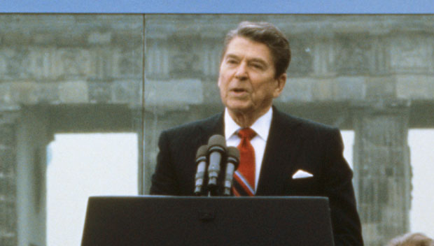 Од Регана до Зеленског - познате личности које су постале политичари