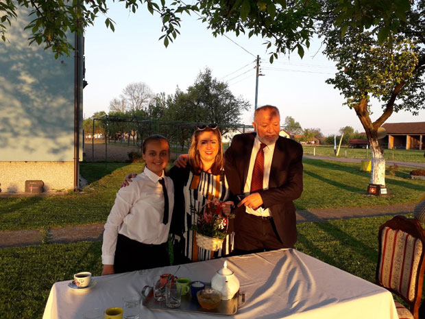 ЕМИНА ХАЏИОСМАНАГИЋ, ПРОФЕСОРКА СА ОКСФОРДА, У МЕЂАШИМА КОД БИЈЕЉИНЕ: Живот дугујем Душану и амбасади (ФОТО)