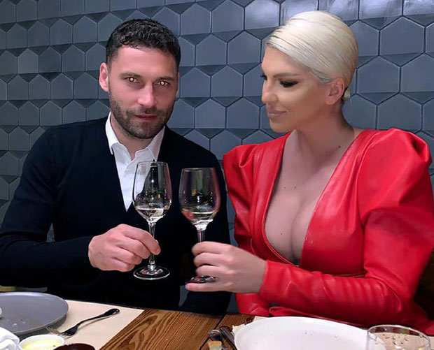 НИШТА ОД РАЗВОДА: Јелена Карлеуша демантовала писања медија