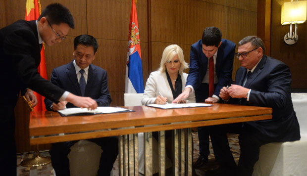 САМИТ ПОЈАС И ПУТ: У Кини потписано више споразума