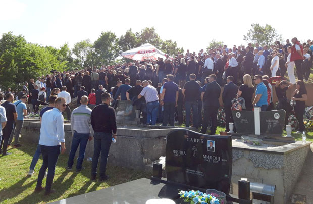 Сахрањен Славиша Крунић