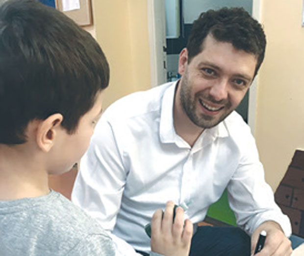 ШПИЈУНКА: Ништа без маме