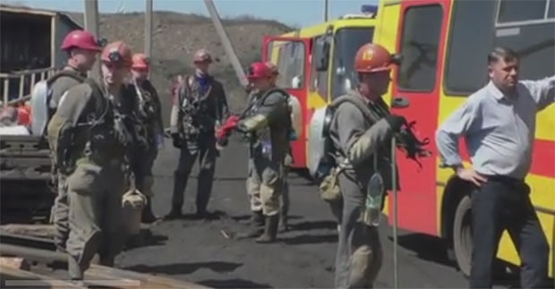 Руски спасиоци на истоку Украјине: У експлозији метана у руднику погинуле четири особе (ВИДЕО)