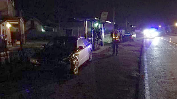 ЛАНЧАНИ СУДАР НА ИБАРСКОЈ МАГИСТРАЛИ: Теже повређен младић, возач који је изазвао удес побегао са места незгоде (ФОТО)