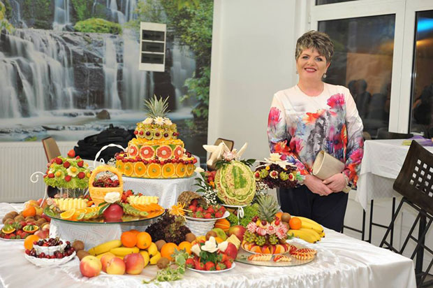 Петица из мајсторства гравирања воћа и поврћа