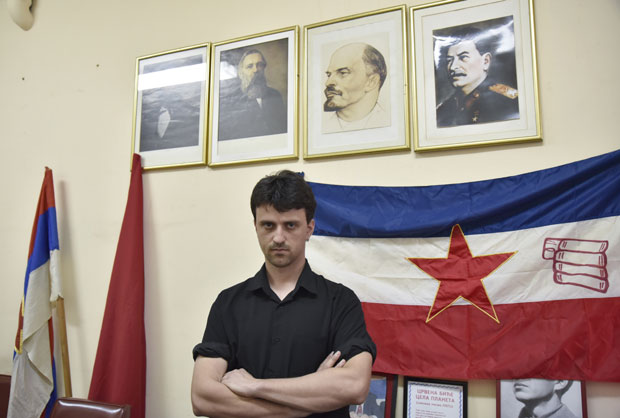 Ко су нови радикални левичари: Са Кочом на прсима маштају о револуцији