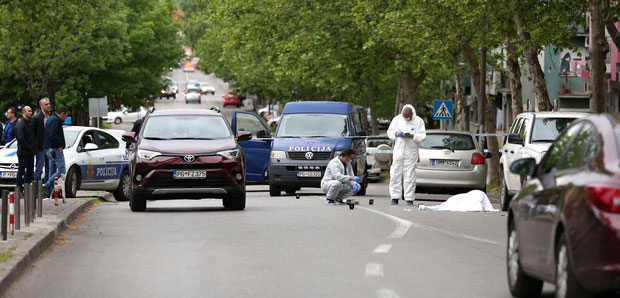 НОВИ ДЕТАЉИ УБИСТВА ПРИПАДНИКА КАВАЧКОГ КЛАНА: Убица пешке пришао Милу, испалио 15 хитаца па побегао, тужилац контолише камере(ФОТО)