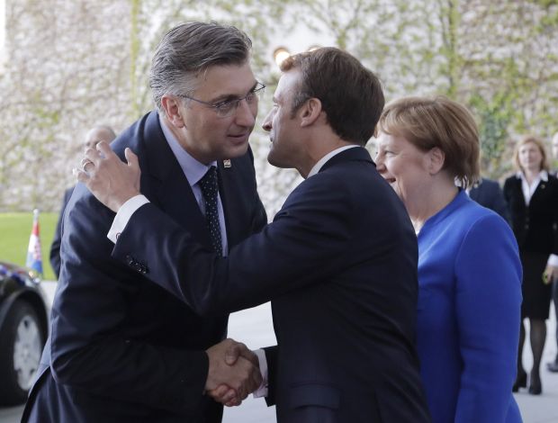 Пленковић и Ђукановић о Београду и Приштини