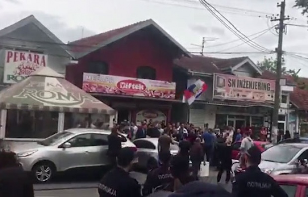 ПОСЛЕ ПОКАЗИВАЊА ДВОГЛАВОГ ОРЛА: Власник пекаре Рома у Борчи у петак дели бесплатно пециво