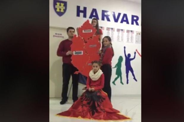 НОВЕ ПРОВОКАЦИЈЕ: Како ђаци једне албанске школе праве мапу Велике Албаније (ВИДЕО)