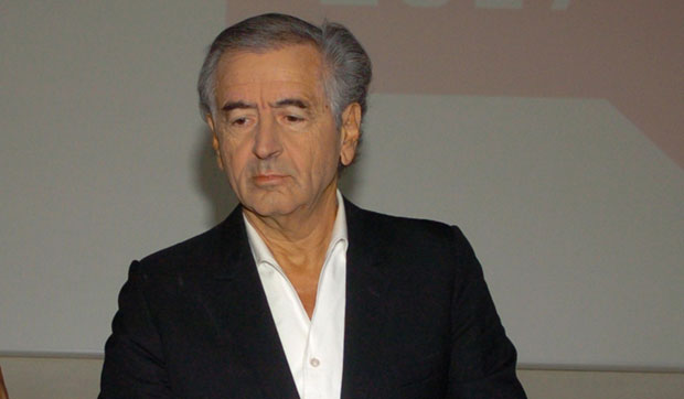 ПЕРО СИМИЋ: Бернар Анри Леви - манипулатор и филозоф профитер