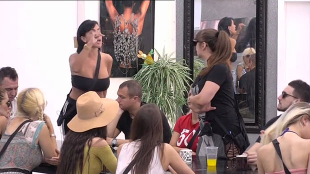 ПРИЗНАЛА ЉУБОМОРУ: Миљана не може да сакрије сујету коју има према Александри, а открила је и због чега! (ВИДЕО)