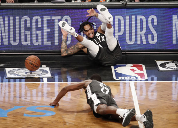 Расел ухапшен због поседовања марихуане