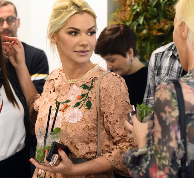 НАТАША БЕКВАЛАЦ СЕ РАСПЛАКЛА У ЕМИСИЈИ: Извини, не могу о томе (ВИДЕО)