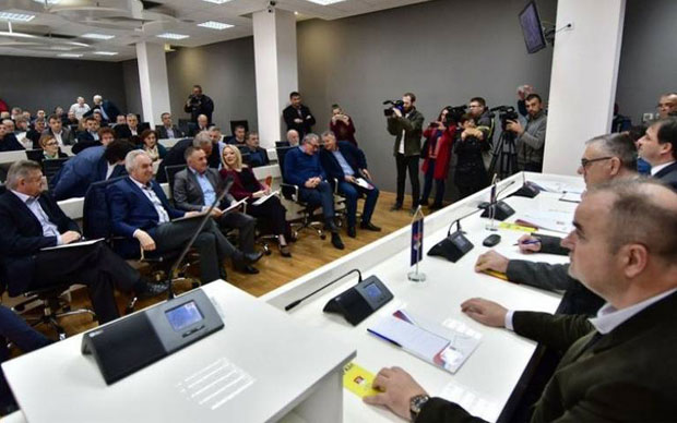 Шаровић или Миличевић на челу СДС?