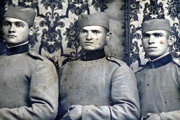 Потрага за прецима