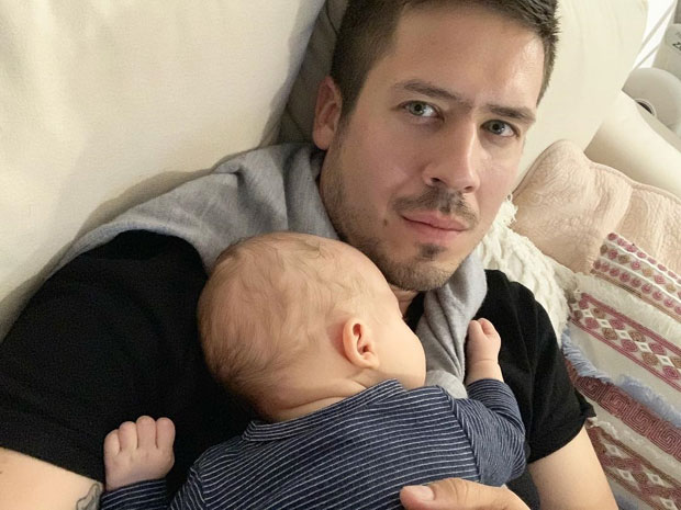 НИКОЛА РОКВИЋ ОБЈАВИО ЕМОТИВНУ ФОТОГРАФИЈУ: Татин син