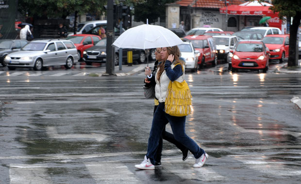 ВРЕМЕНСКА ПРОГНОЗА: Хладно и кишовито до 18. маја, након тога пораст температуре