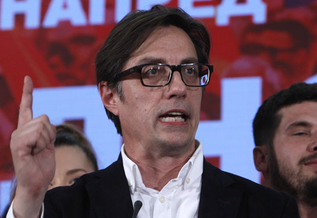 ПРВИ ШЕФ ДРЖАВЕ СА НОВИМ ИМЕНОМ: Ко је Стево Пендаровски, председник Северне Македоније?