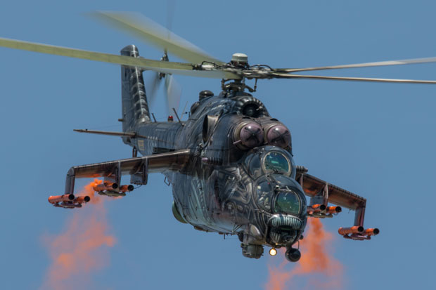СТИГЛО МОДЕРНО ОРУЖЈЕ: Руски хеликоптери - „убице тенкова“ долетели у Србију?