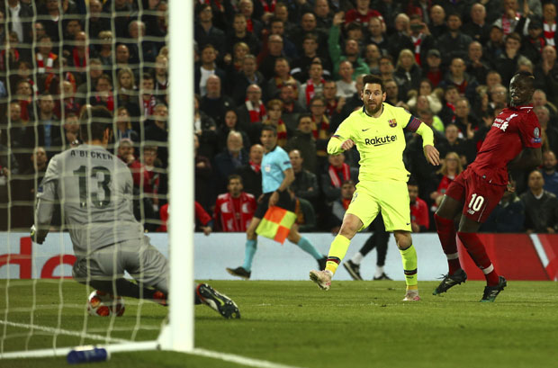 АЛИСОН ТАЛИЈА: Бразилски голман другу годину заредом срушио Барселону после три гола заостатка