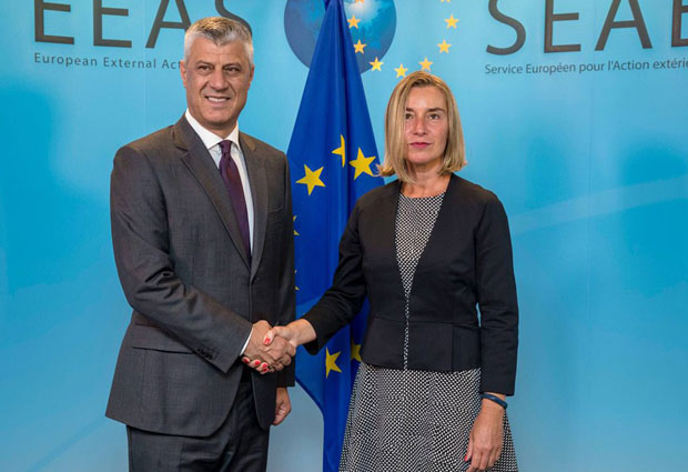 Могерини с Тачијем о дијалогу, касније вечерас и с Вучићем