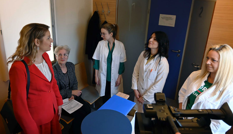 Томашевић позвала  све жене запослене у полицији да обаве бесплатан преглед за рано откривање рака дојке