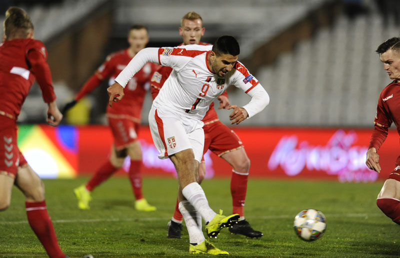 СРБИН НА ЦЕНИ: Саутемптон нуди 30 милиона евра за Митровића