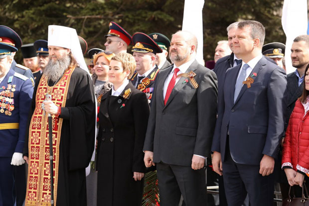 С ПОНОСОМ СЛАВИМО ЗАЈЕДНО: Игор Мировић у Русији обележио победу